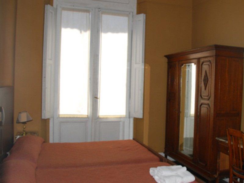 בואנוס איירס Ritz Hotel & Hostel Ba מראה חיצוני תמונה